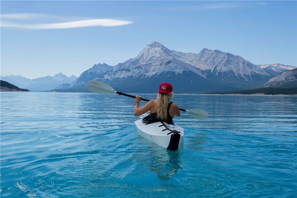 梦见划艇是什么意思 梦见划艇是什么意思