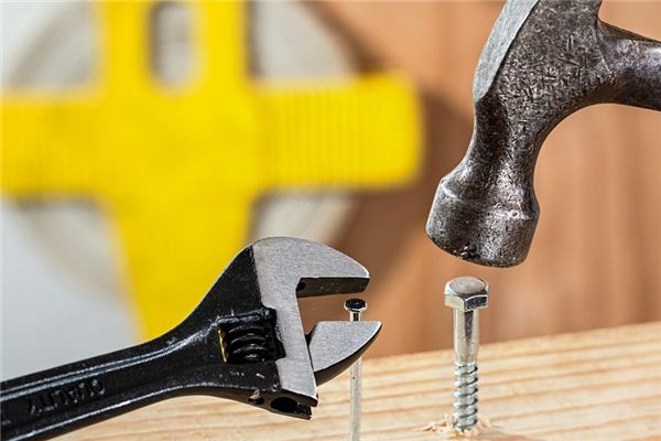 梦见拾钉子是什么意思 梦见拾钉子是什么意思