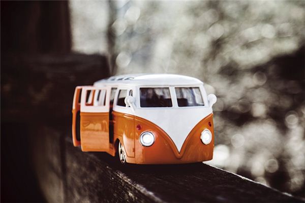 梦见赶车是什么意思 梦见赶车是什么意思