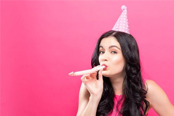 梦见听到哨声是什么意思 梦见听到哨声是什么意思