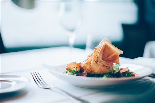 梦见吃菜是什么意思 梦见吃菜是什么意思