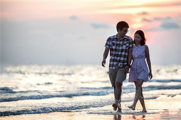 梦见配偶是什么意思 梦见配偶是什么意思