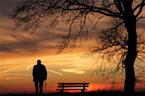 梦见变成老人是什么意思