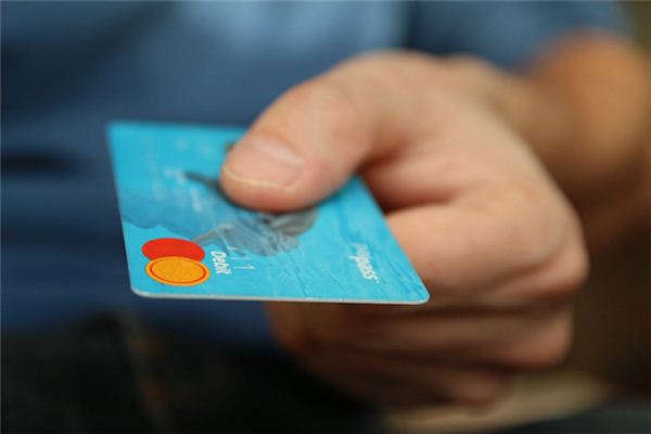 梦见别人送钱是什么预兆 梦见别人送钱是什么预兆