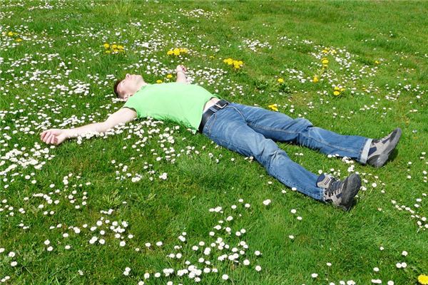 梦见摔死是什么意思 梦见摔死是什么意思